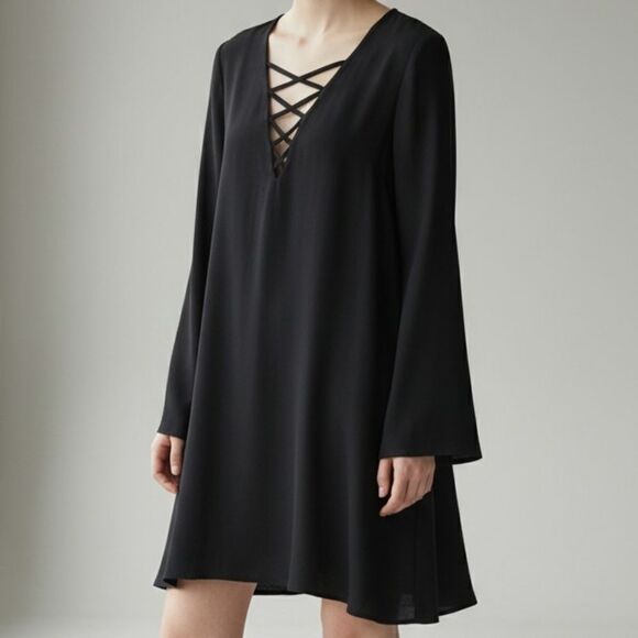 Anthropologie Dresses & Skirts - Ecoté (Anthropologie) Elegant Black V-Neck Lattice Dress
